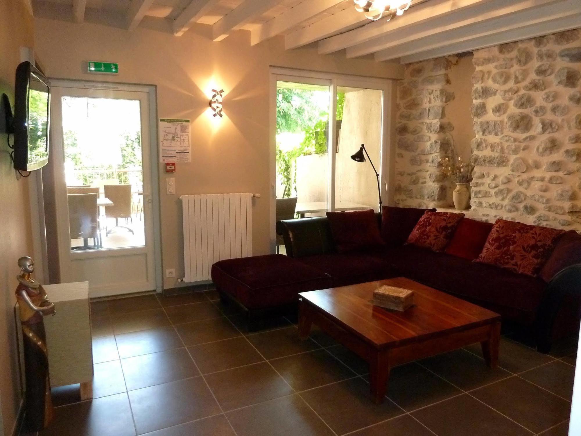 Auberge Du Vieux Lanas Logis Hotel Restaurant מראה חיצוני תמונה
